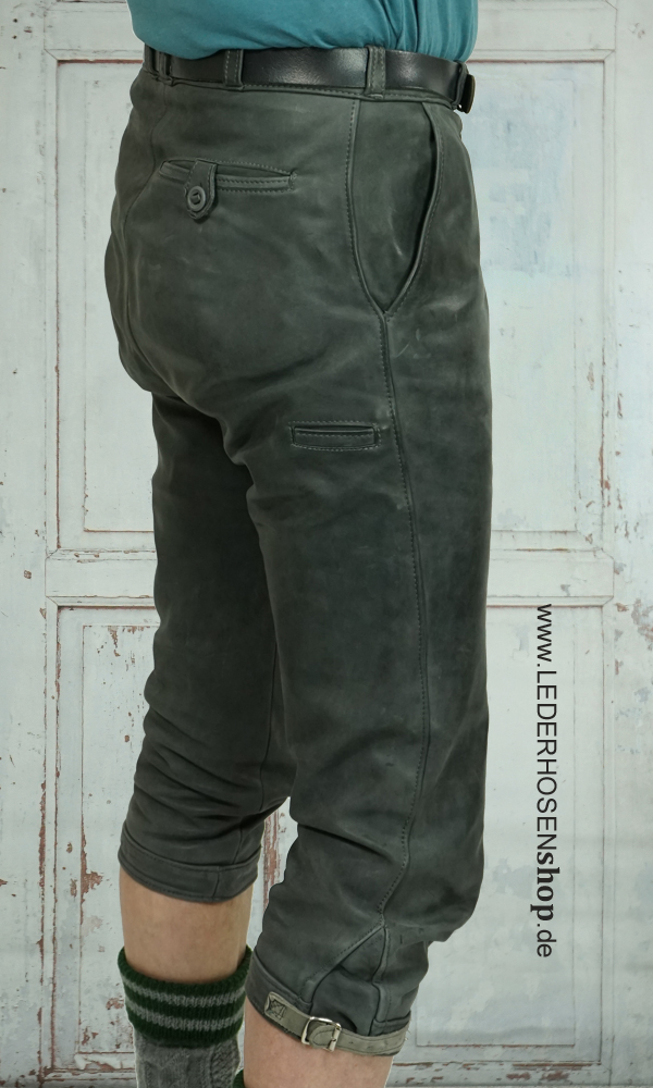 lederhose, knieheat, mittelalte, grün, hose mit gürtel,