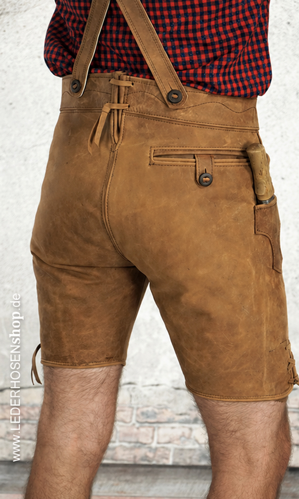 Urformhose mit Hosenträger in acht Lederarten - in allen Größen