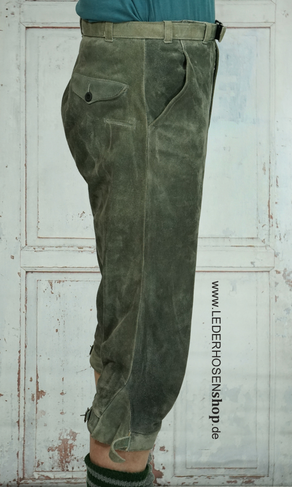 Hose, Cordhose, Grün, Lederschnitt, Rückenfalte,